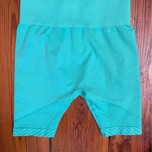 JoyLab Women's High-Rise Seamless Bike Shorts 7" Green Size Medium Athletic - Picture 6 of 9